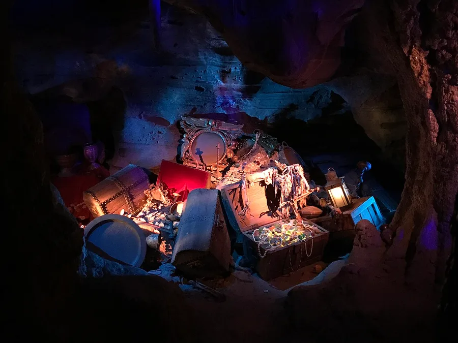 Adventure Isle — Parc Disneyland