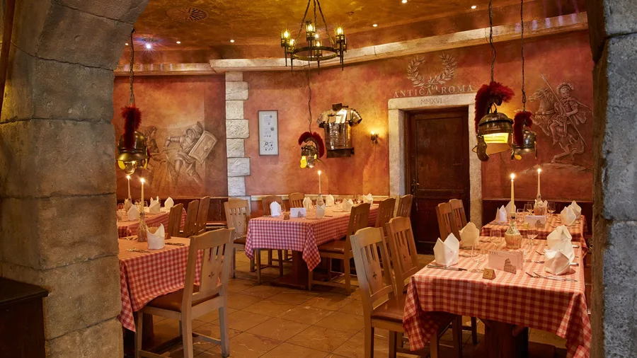 Antica Roma — Hôtel « Colosseo »