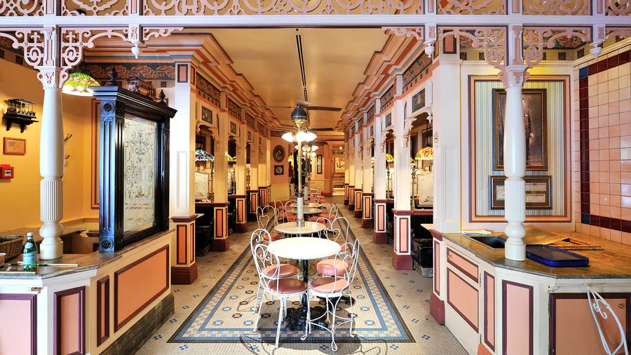 Cable Car Bake Shop — Parc Disneyland