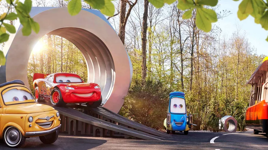 Cars Road Trip — Disney Adventure World