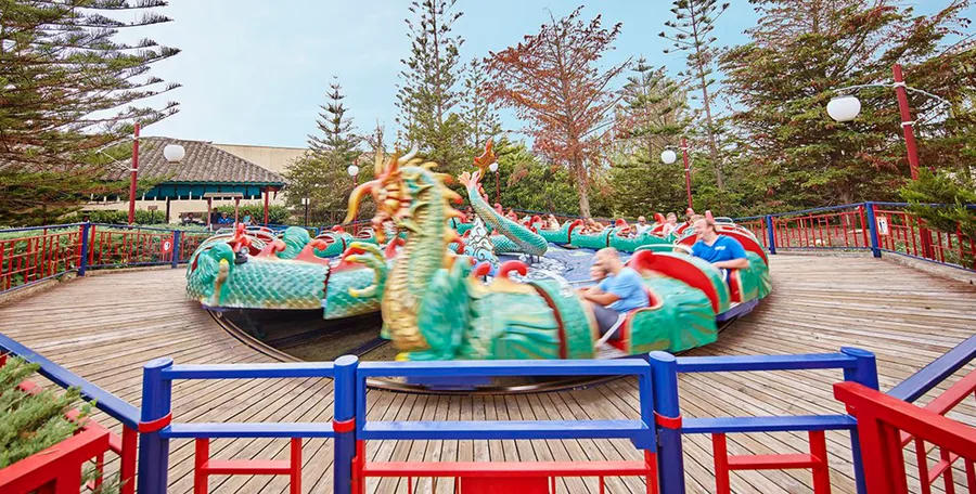 Cobra Imperial — PortAventura Park