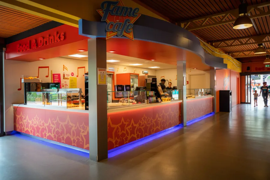 Fame Café — Walibi Holland