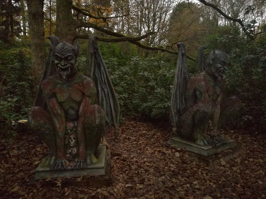 Gloomy Wood — Alton Towers