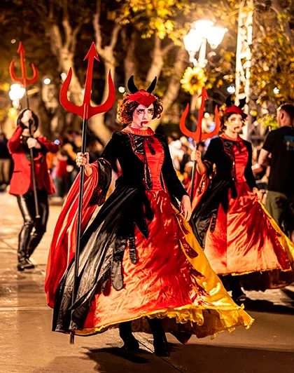 Halloween Parade — PortAventura Park