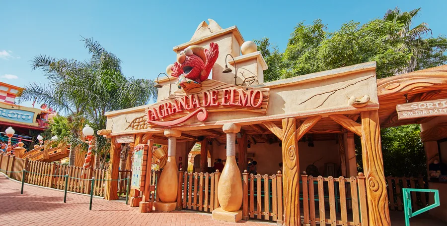 La Granja De Elmo — PortAventura Park