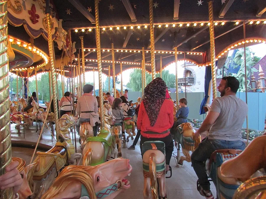 Le Carrousel de Lancelot — Parc Disneyland