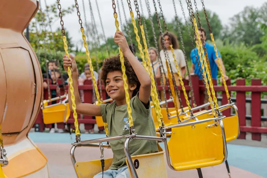 Les Petites Chaises Volantes — Parc Astérix