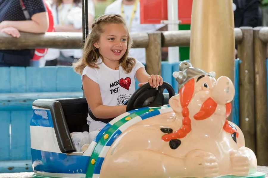 Les Petits Chars tamponneurs — Parc Astérix