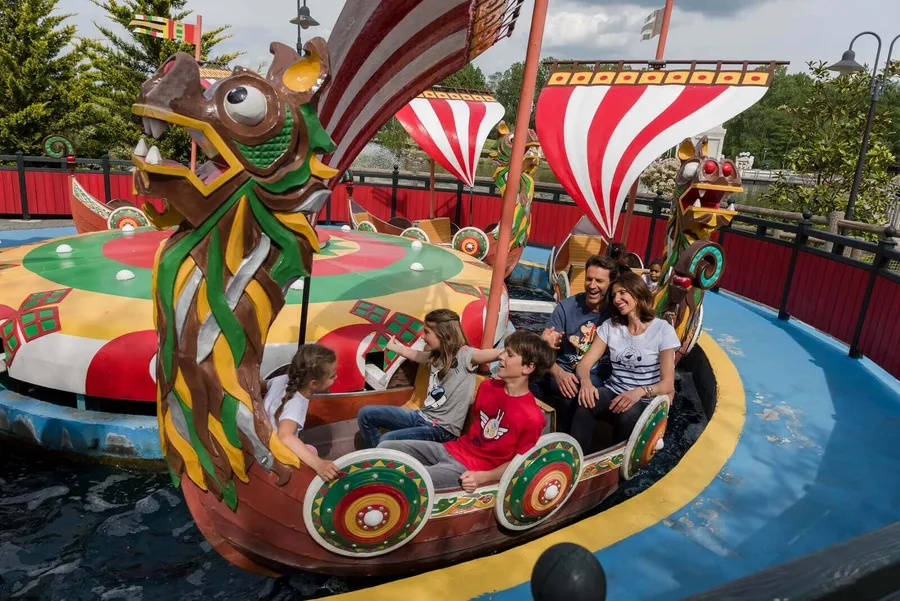 Les Petits Drakkars — Parc Astérix