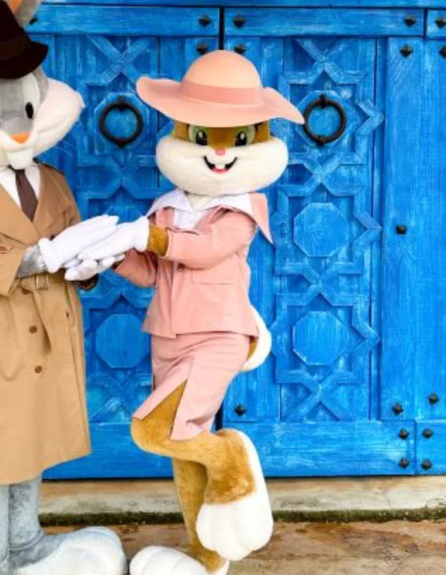 Lola Bunny — Parque Warner Madrid