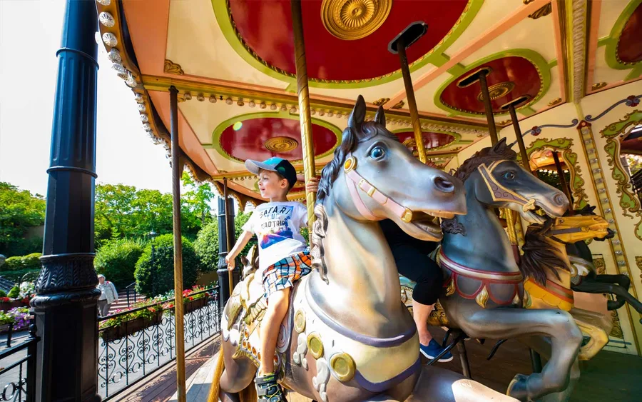 Pferdekarussell — Phantasialand