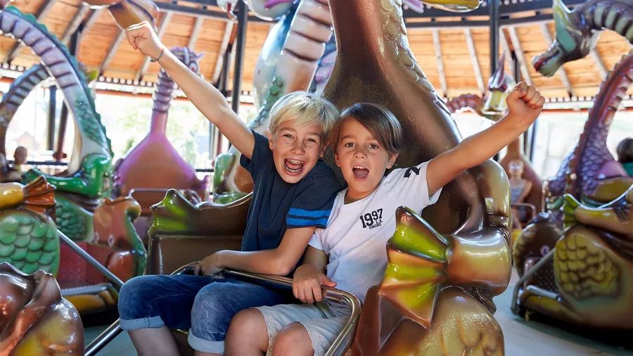 Spinning Dragons — Europa-Park