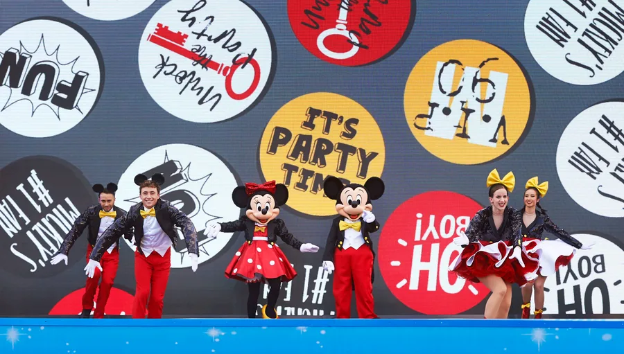 Surprise Mickey — Walt Disney Studios Park