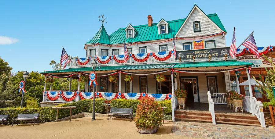 The Iron Horse — PortAventura Park