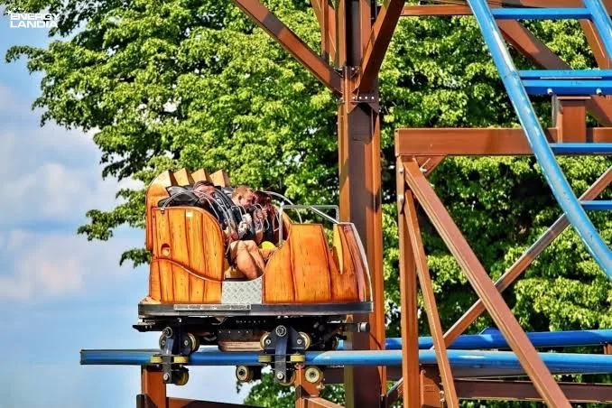 Viking Roller Coaster — Energylandia